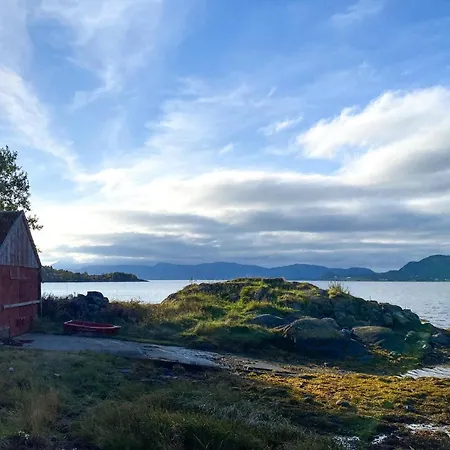 Gorgeous In Oydegard With Wifi Semesterbostad *